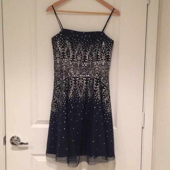 Masquerade Dark Blue Midi Dress Size 7/8 - Picture 7 of 13